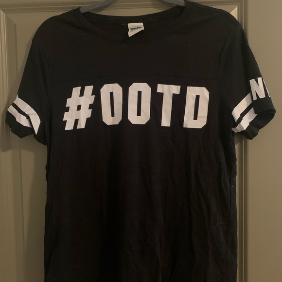 Victoria Secret Pink t shirt - Picture 1 of 1